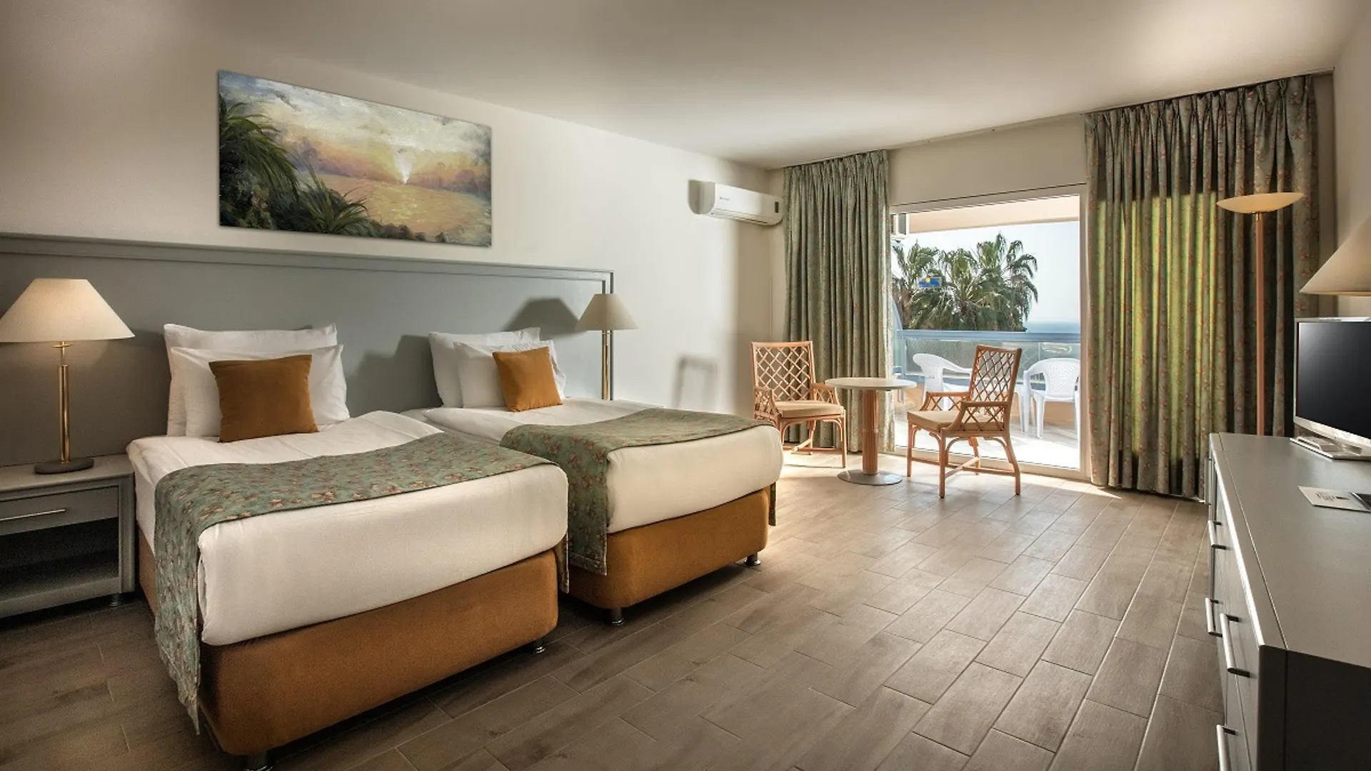 The Grand Blue Sky International Hotel Kusadasi Resort